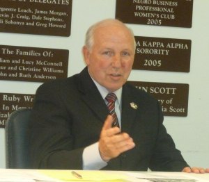 Mayor Wolfe, Steve Williams Share Future Visions at Debate Mayor Wolfe, Steve Williams Share Future Visions at Debate